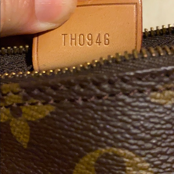 Authentic Louis Vuitton mini speedy - Picture 5 of 7